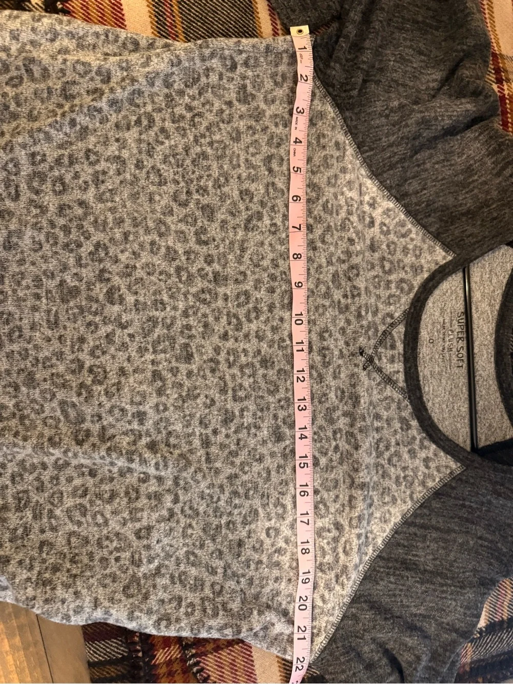 Torrid Super Soft Plush Leopard Raglan Tunic Top Size 0 L